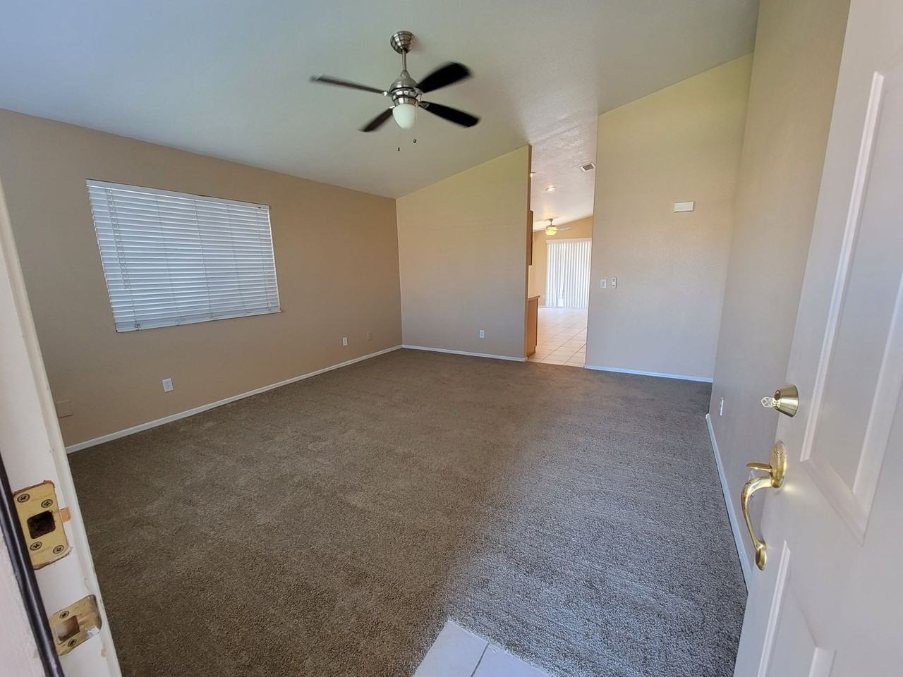 7405 W Eugie Ave - Photo 3 of 18