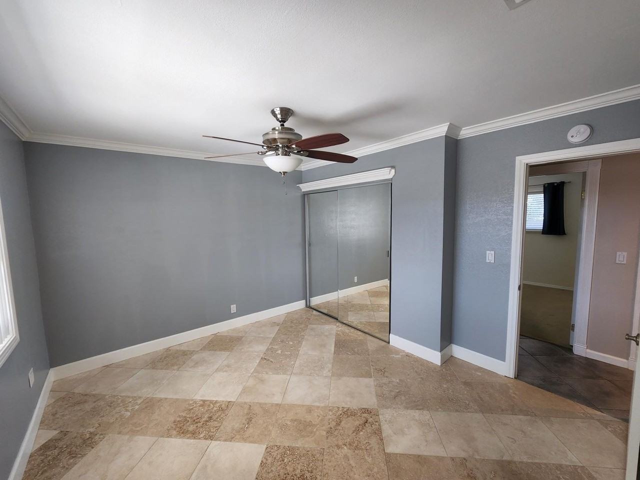 12111 Winton St - Photo 3 of 37