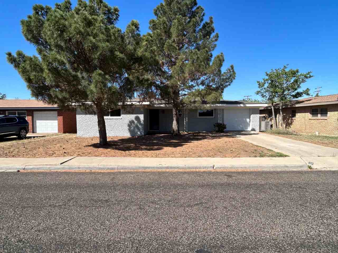 4207 Dakota Ave - Photo 3 of 20