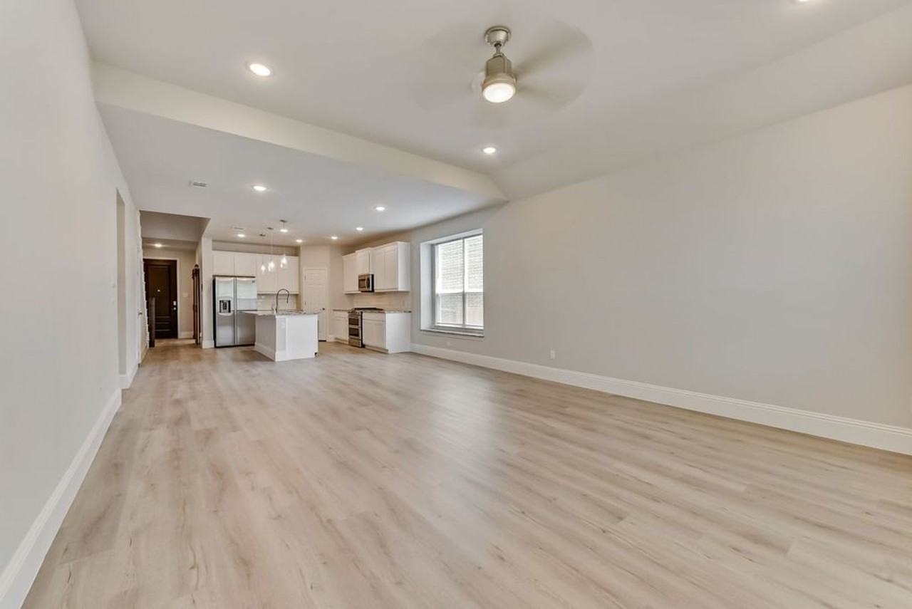 1819 Michael Dr - Photo 3 of 28