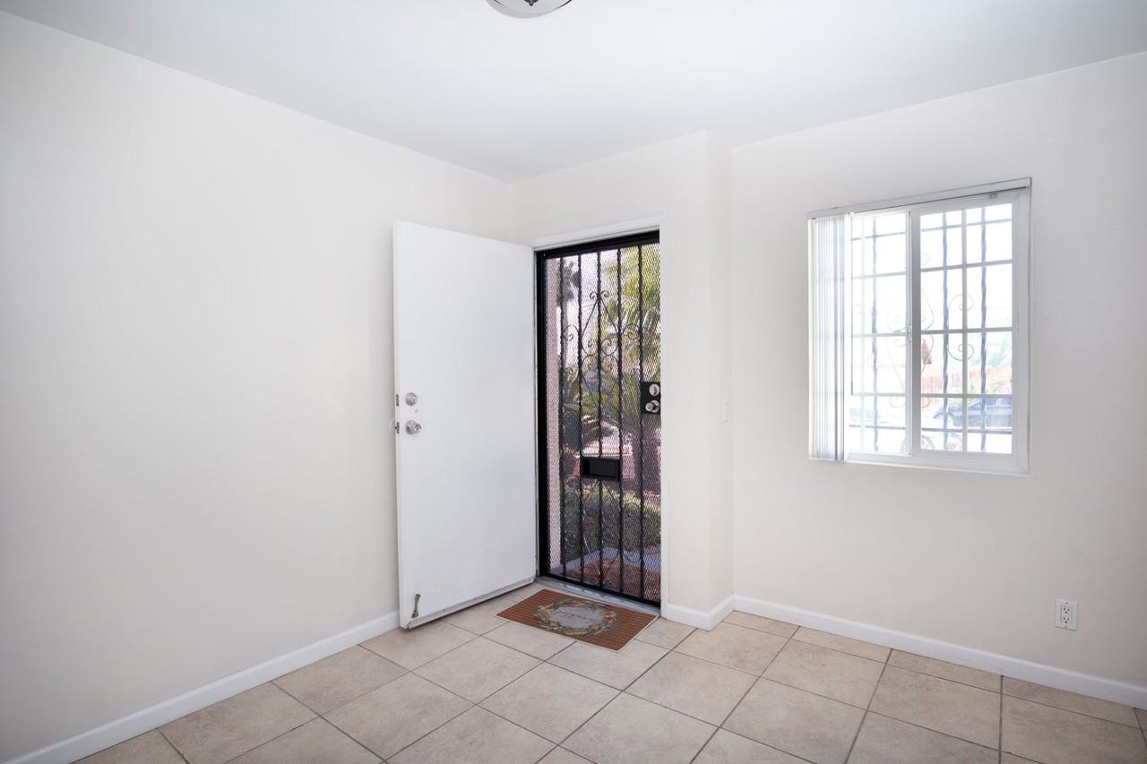 839 839 S 37th St - tenant placement only - Photo 5 of 18