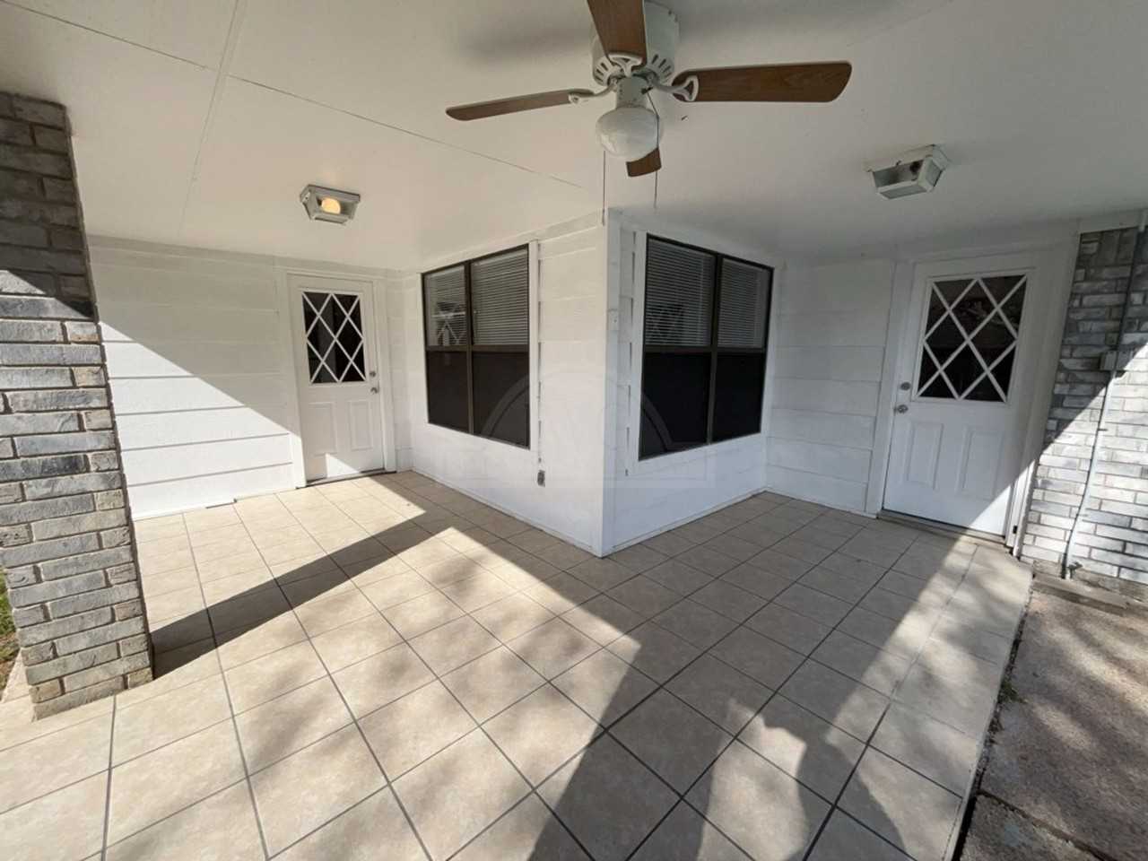 1602 Richard Dr - Photo 3 of 39