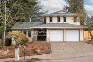 featured image of 19627 Sun Cir