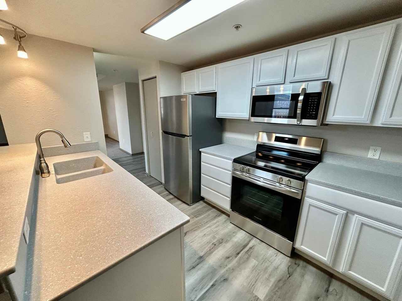 Drake Court and Liberty Lofts apartments!  Enjoy downtown living at its best. - Photo 4 of 50