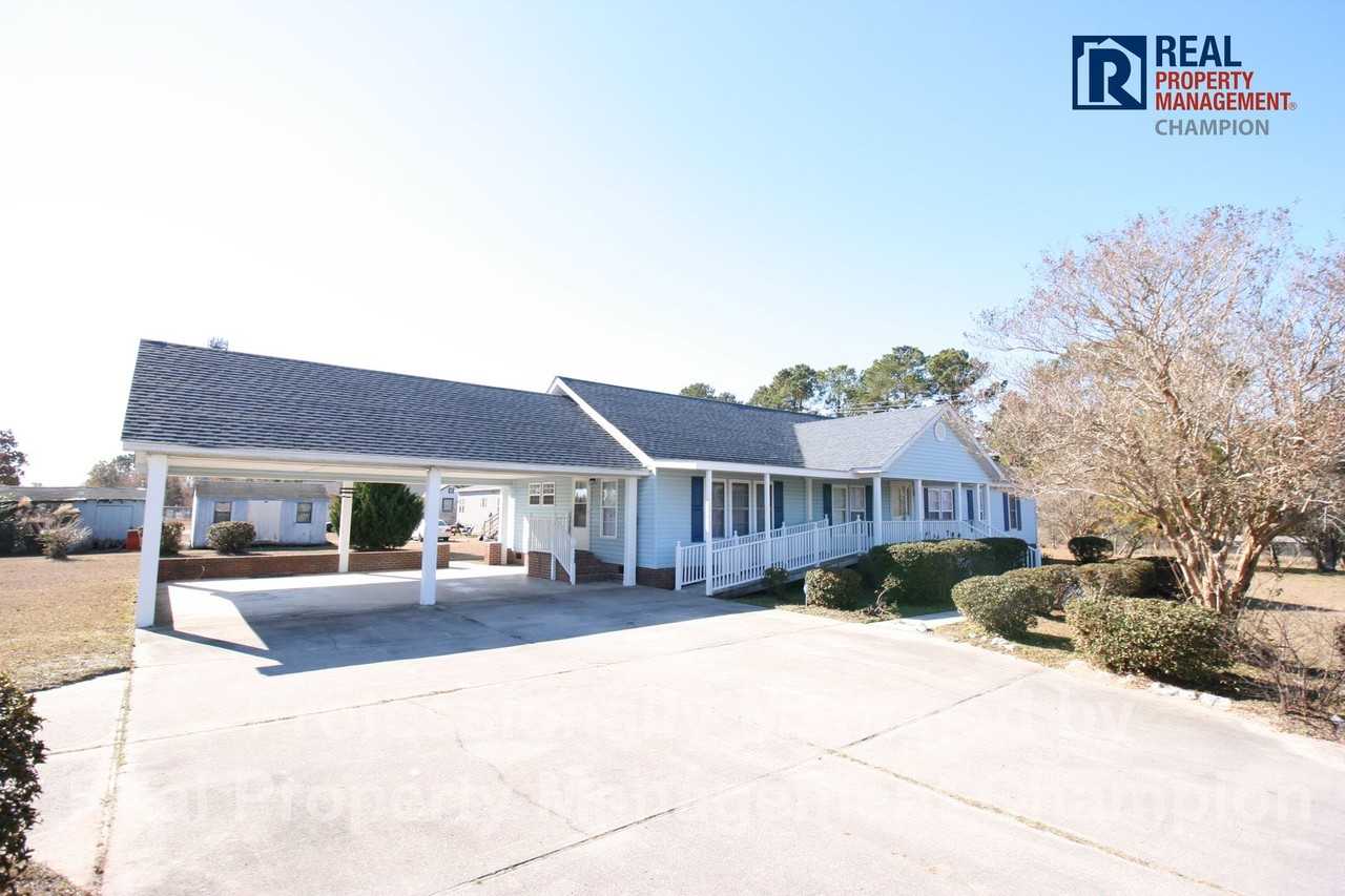 4618 Gordon Rd - Photo 2 of 34
