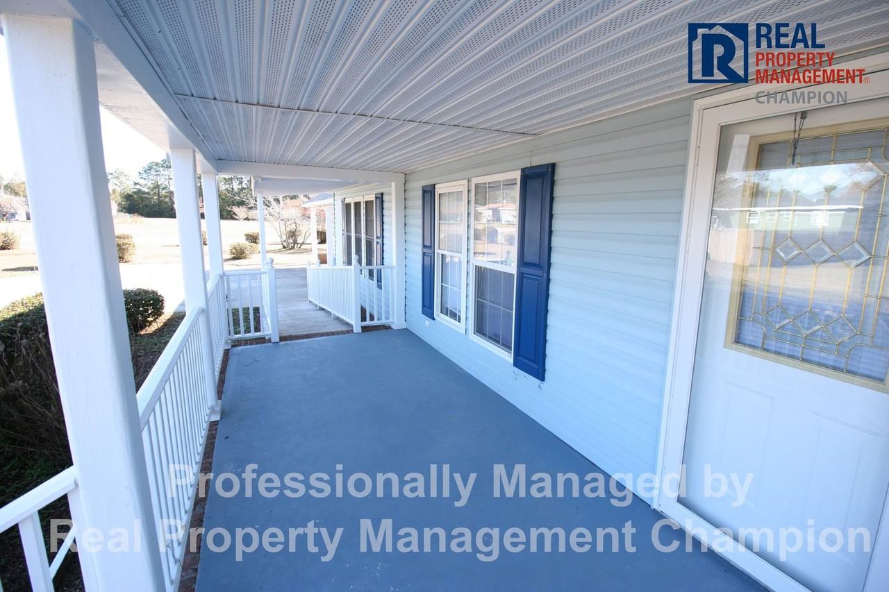 4618 Gordon Rd - Photo 3 of 34