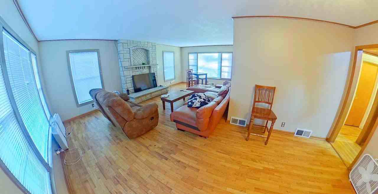 1910 Montgomery Drive - Photo 3 of 17