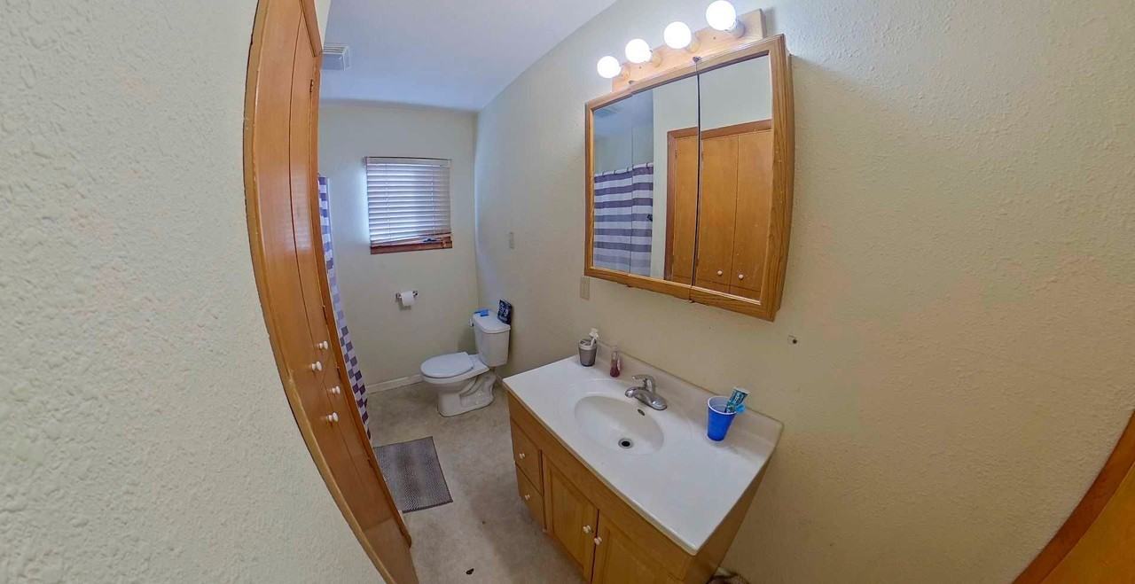 1910 Montgomery Drive - Photo 6 of 17