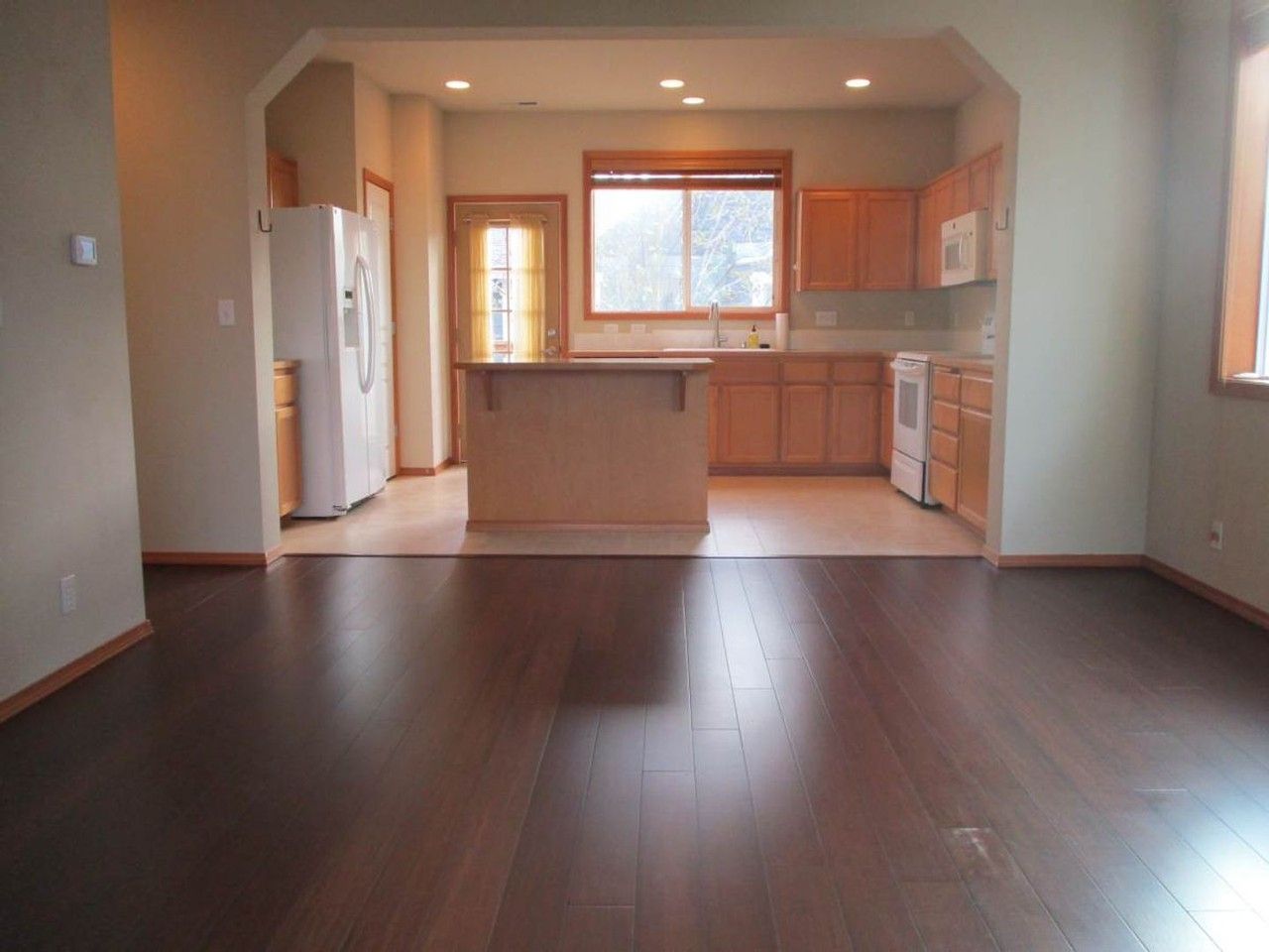 138 Birch St - Photo 2 of 16