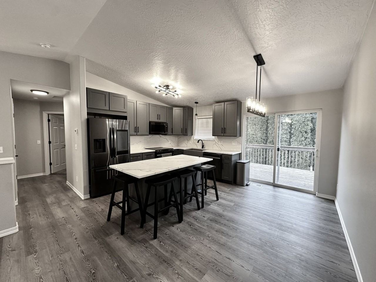 2571 W Beth Loop - Photo 7 of 9