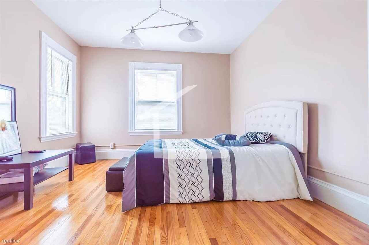 21 Euston St - Photo 3 of 7