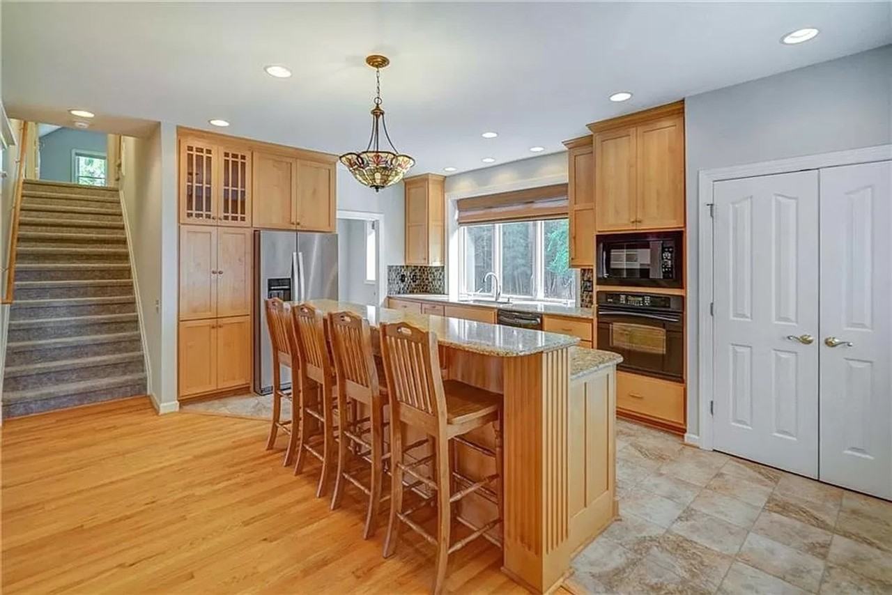 4753 Royal Burgess Ct - Photo 2 of 30