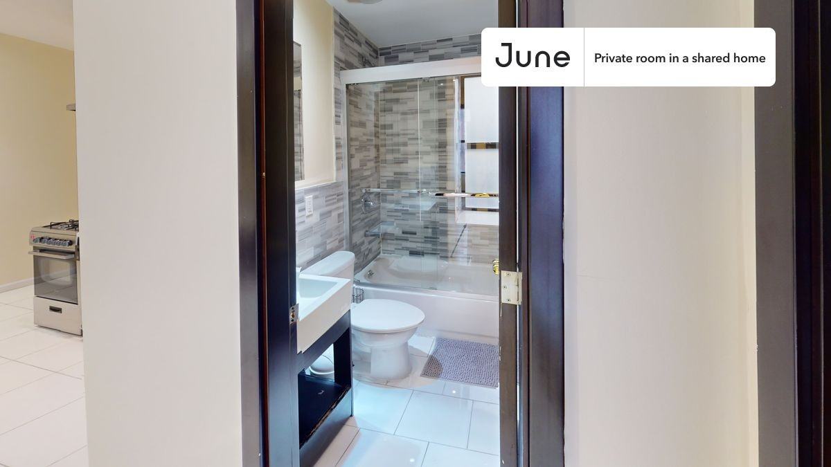 15 West 107th Street #B - Photo 7 of 8