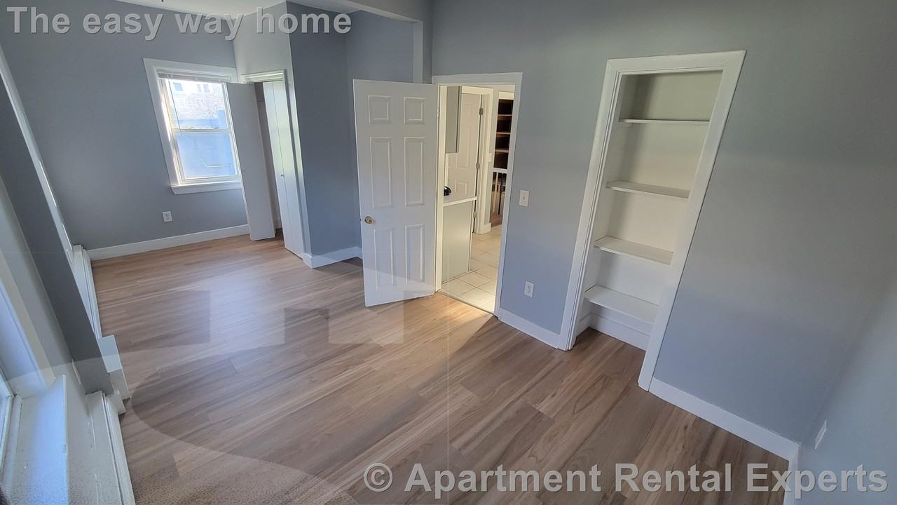 137 Willow St #3 - Photo 6 of 6