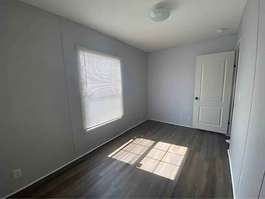 1516 Nancys Dr #1516R - Photo 4 of 8