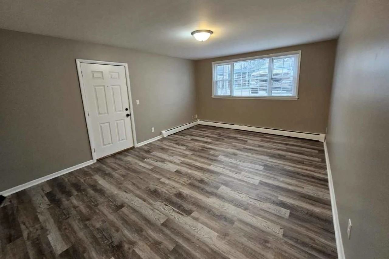 915-917 E Main St Unit 917-4 - Photo 3 of 11