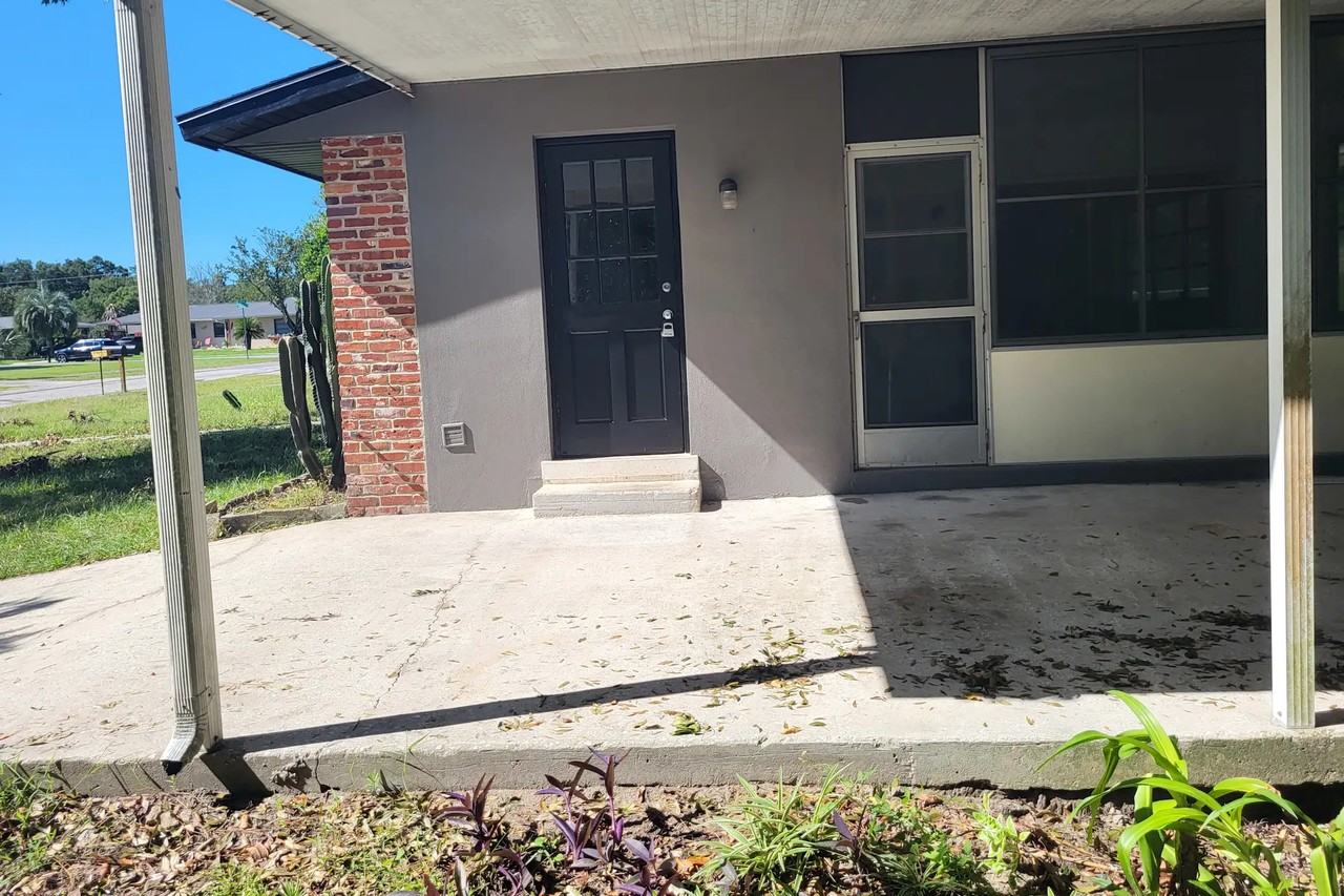 2085 W Argus Pl - Photo 2 of 5