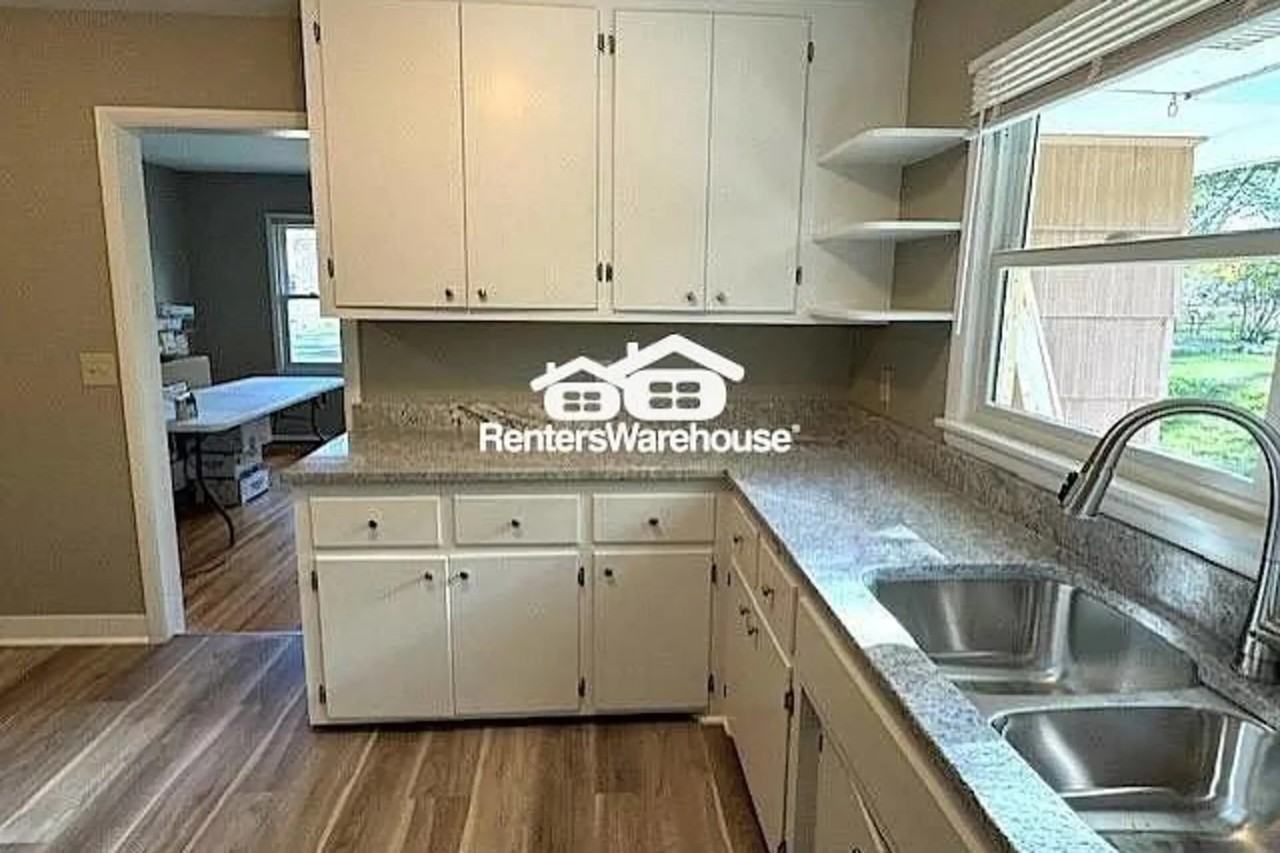 1630 Natchez Ave S - Photo 3 of 10