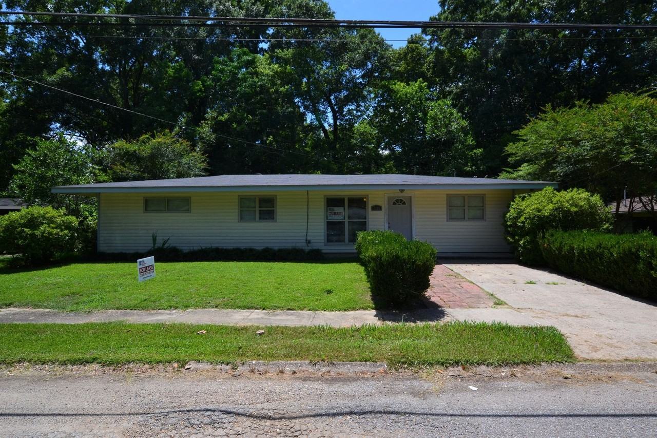 5235 Pine St - Photo 2 of 38