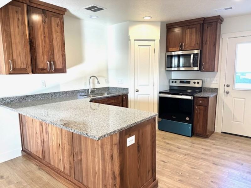 335 Nw #7 - Photo 5 of 10