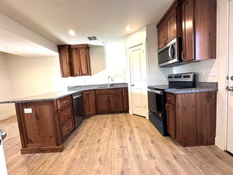 335 Nw #7 - Photo 6 of 10