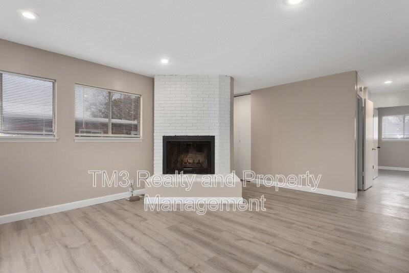 8421 Kessler St - Photo 5 of 28