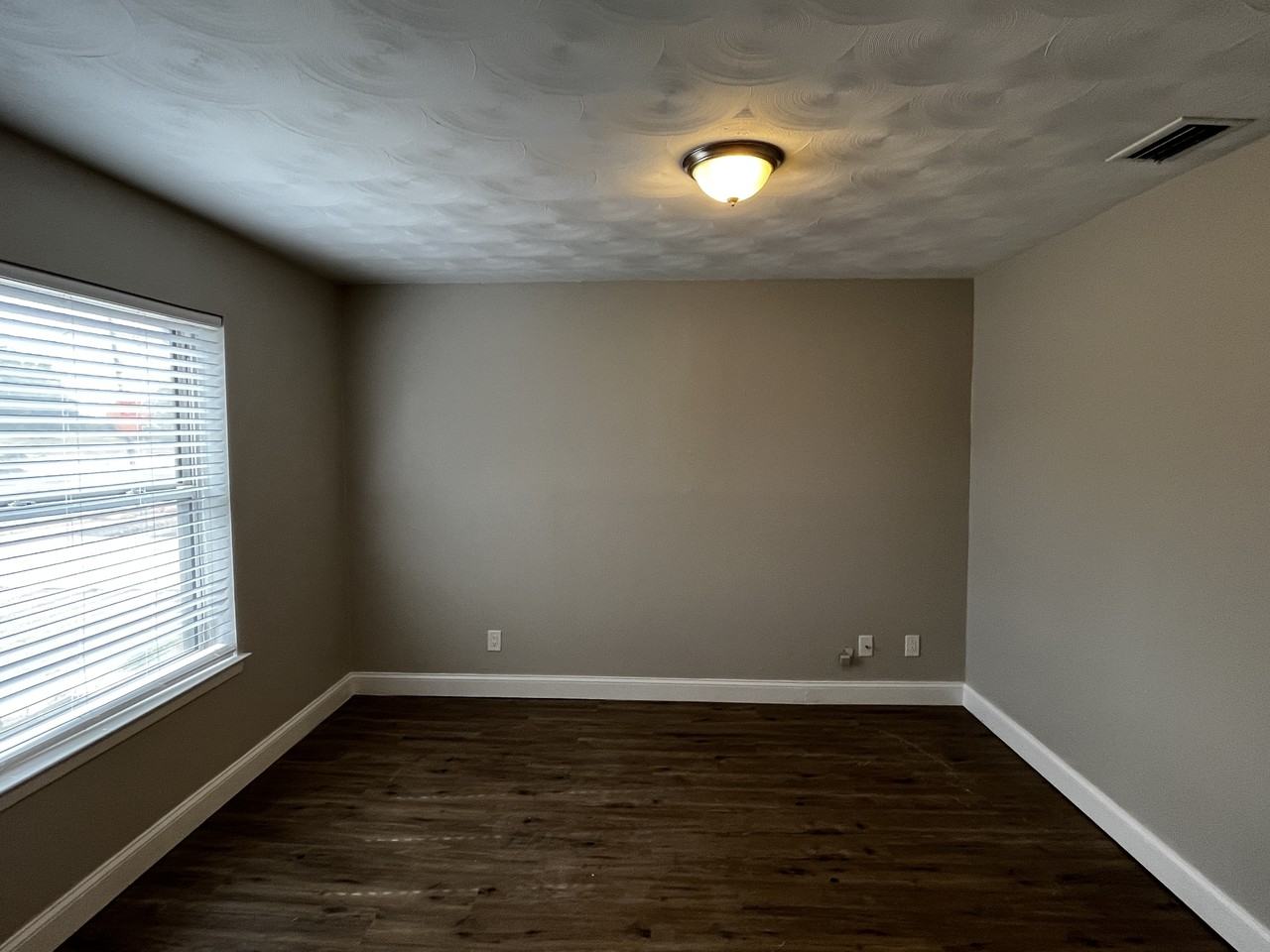 4145 Twin Falls St - Photo 2 of 11