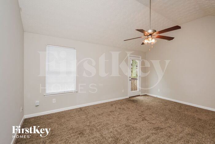 202 Cane Ave Se - Photo 2 of 15