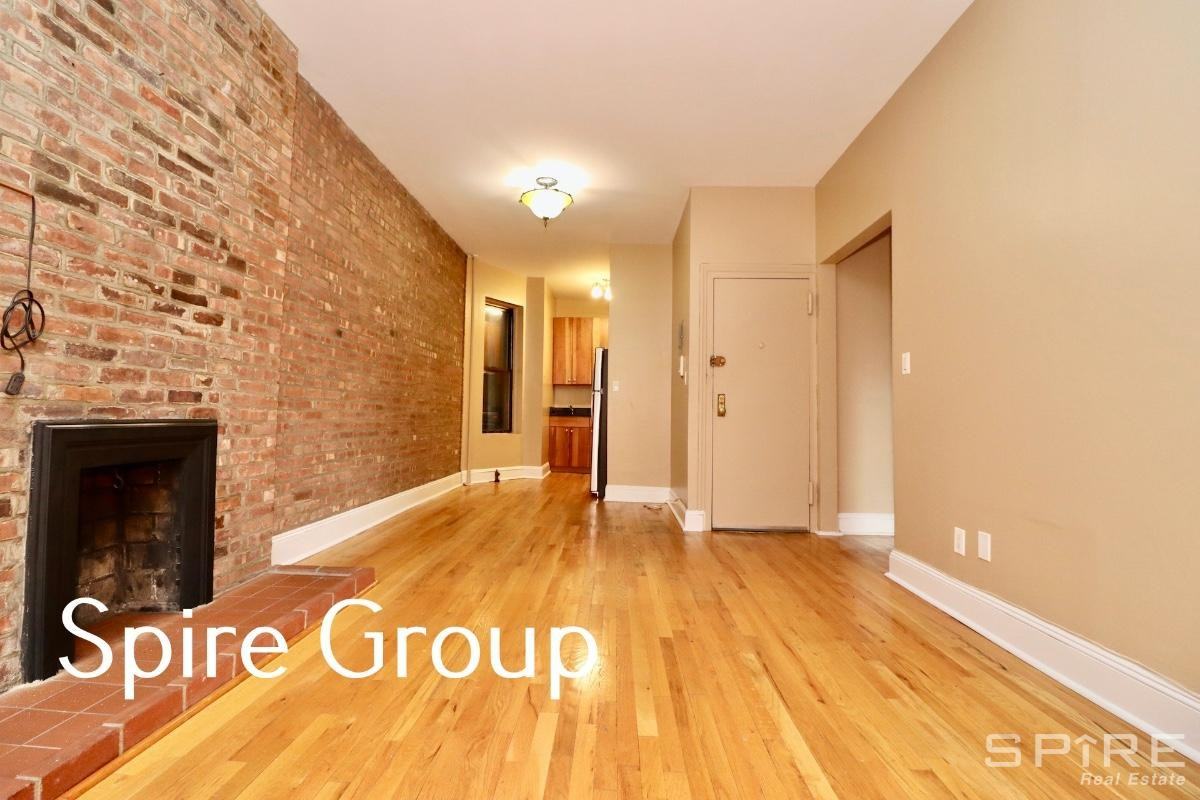 501 W 47th St #3W - Photo 2 of 13