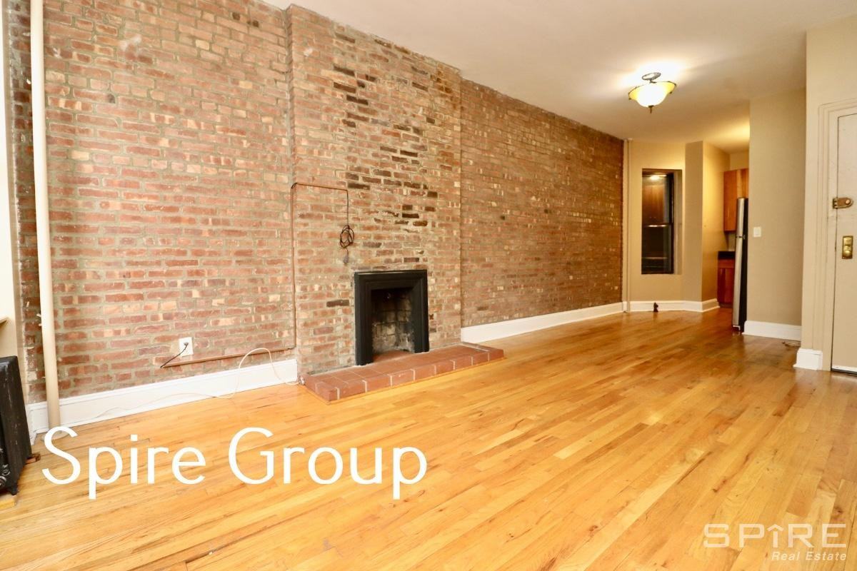 501 W 47th St #3W - Photo 5 of 13