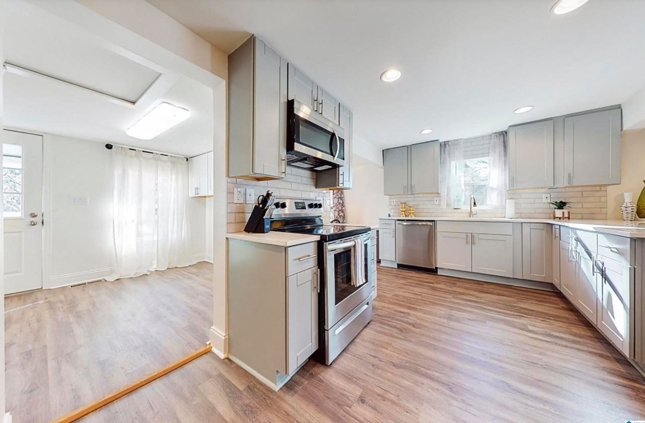 6735 Roper Rd - Photo 6 of 8