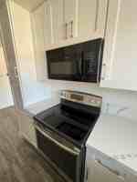 featured image of 530 Graves Ave