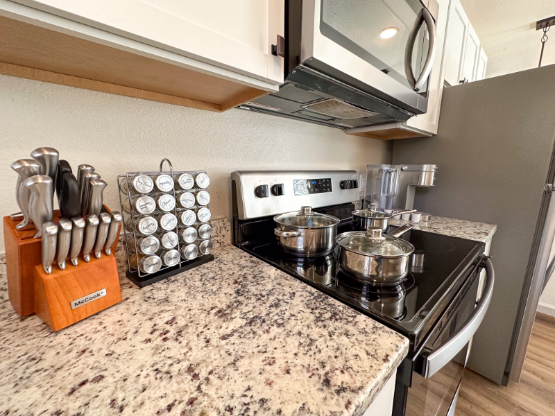 303 Watt St - Photo 4 of 41