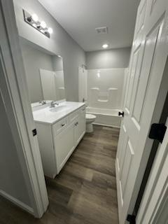 414 Charles Ave - Photo 7 of 17