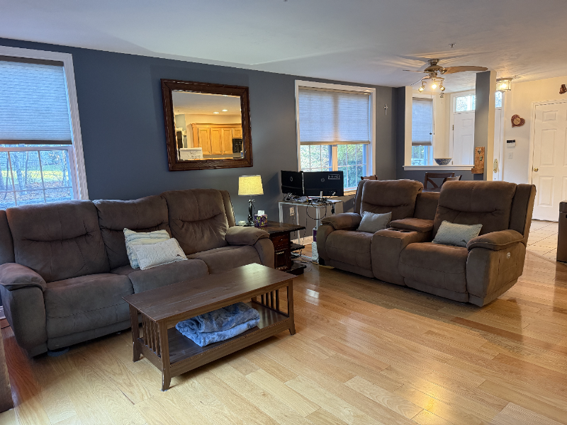 671 Devenwood Way - Photo 3 of 20