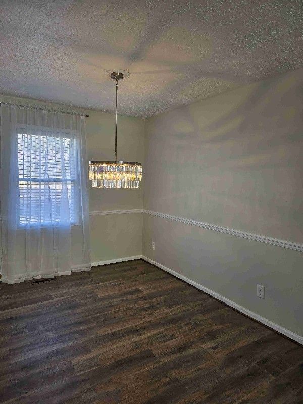 1314 Church Ave Se - Photo 3 of 32