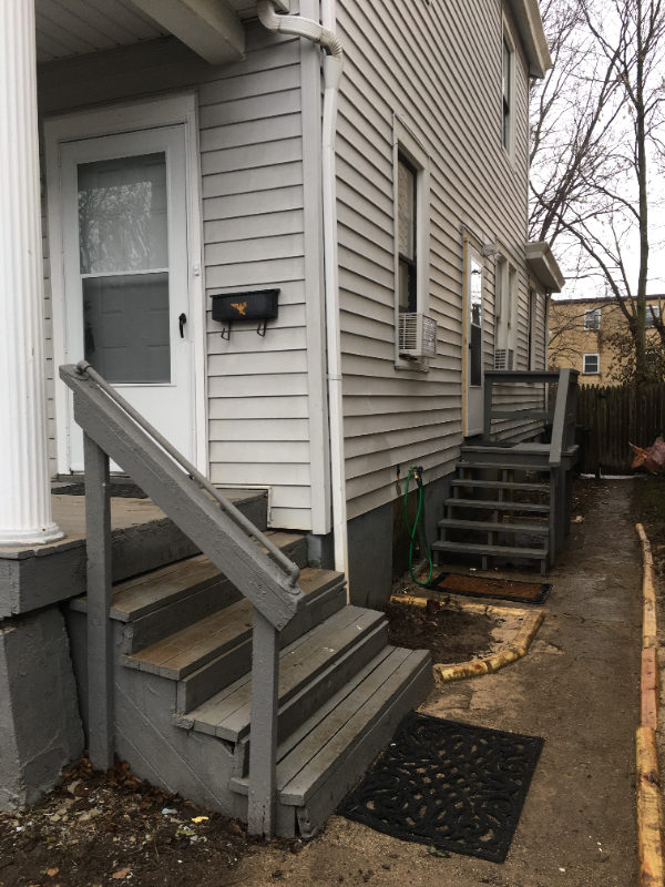 2527 Knorr Ave - Photo 2 of 20