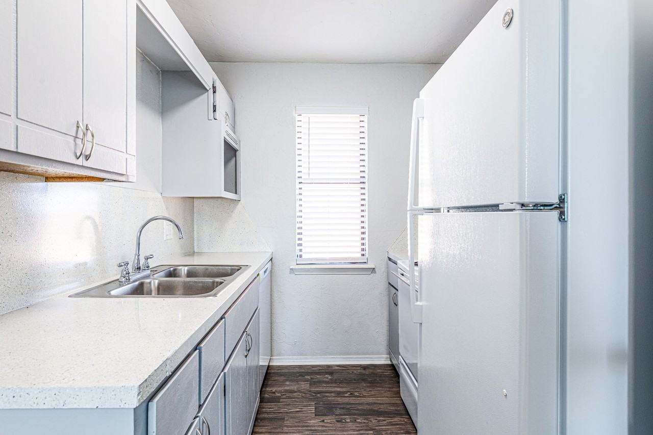 Ozmun Properties - Photo 5 of 48