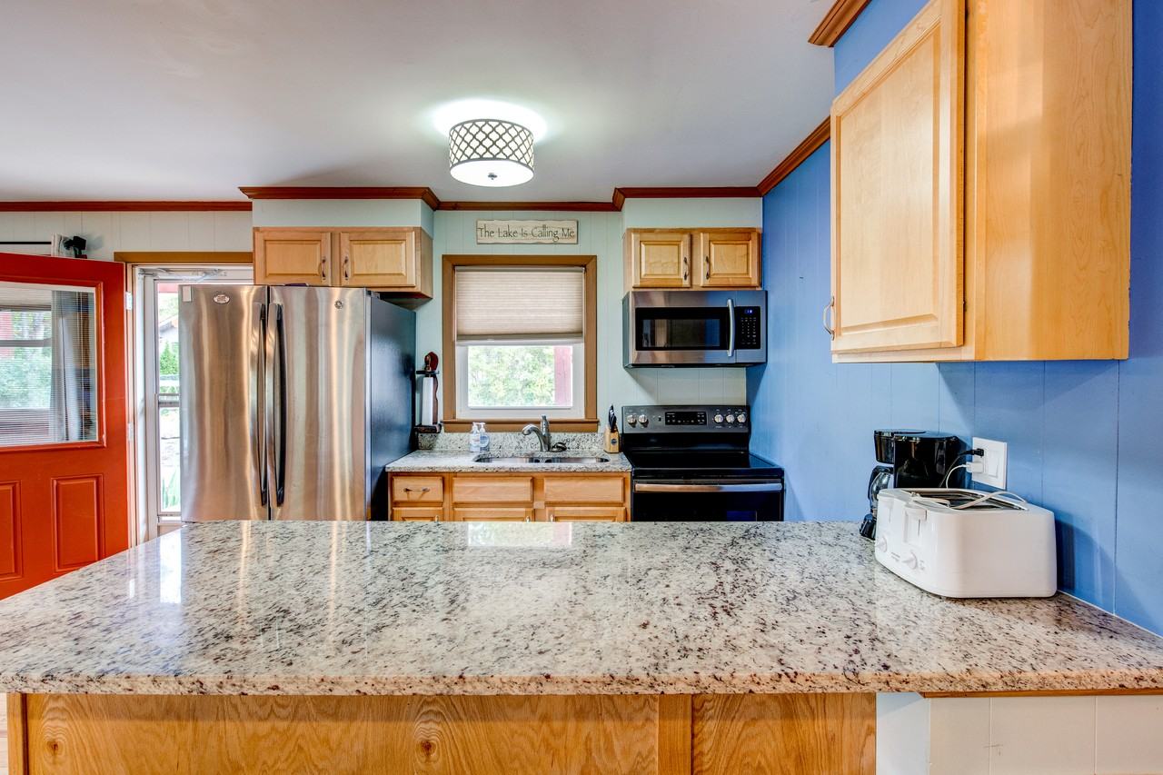 117 Sherwood Drive - Photo 3 of 18