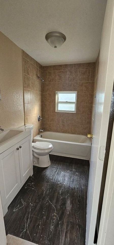 715 N Virginia Ave - Photo 6 of 6