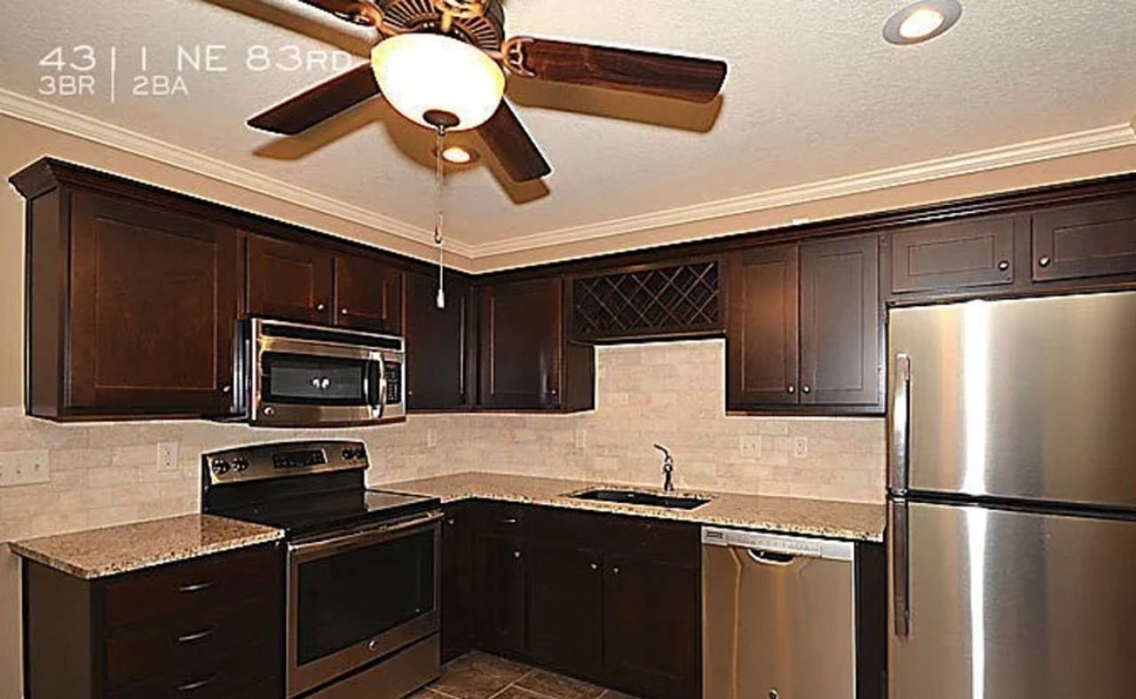 4311 Ne 83rd St - Photo 3 of 10