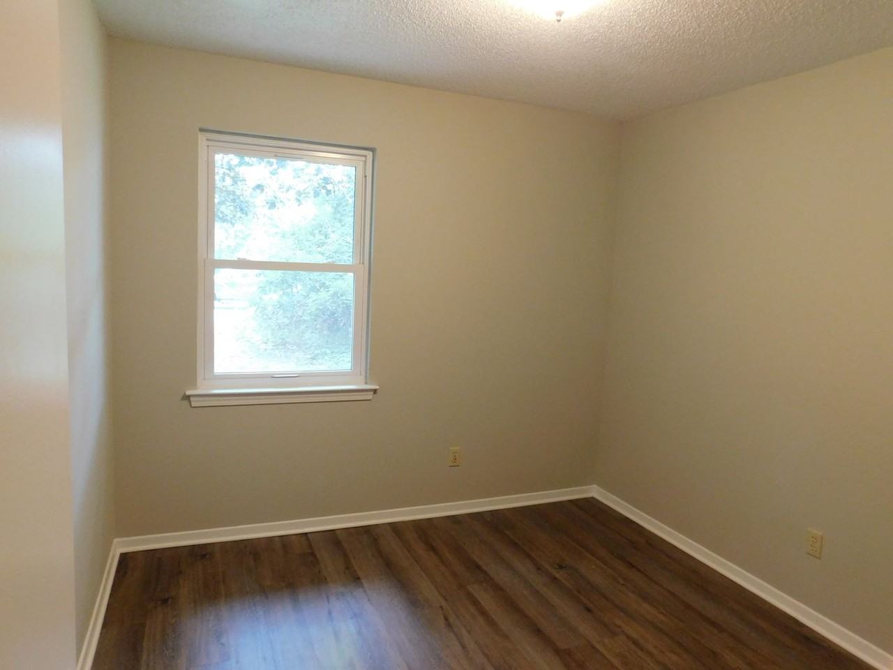 6455 Heather Rd - Photo 6 of 12