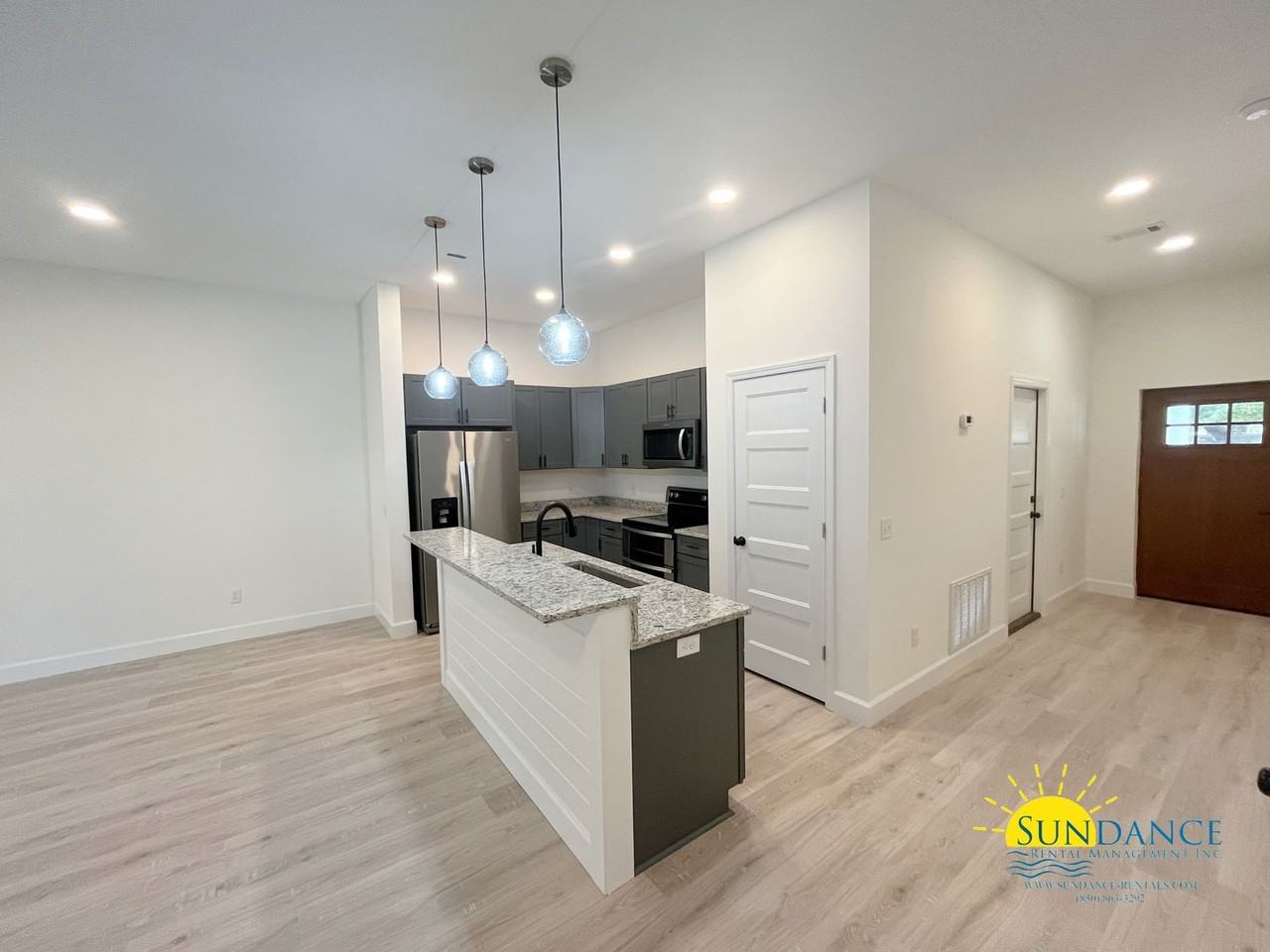 1747 Hopper St - Photo 5 of 20