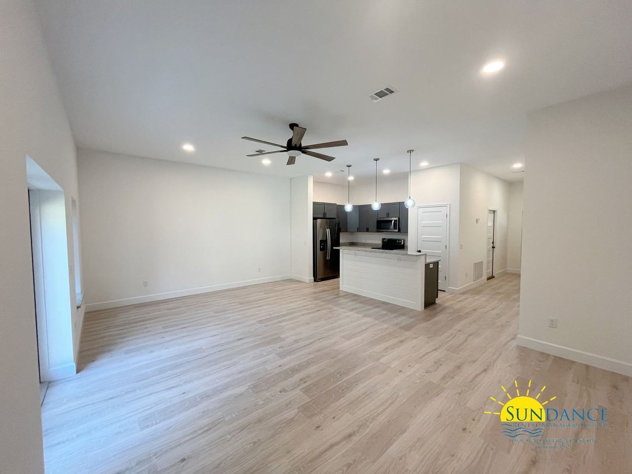 1747 Hopper St - Photo 6 of 20