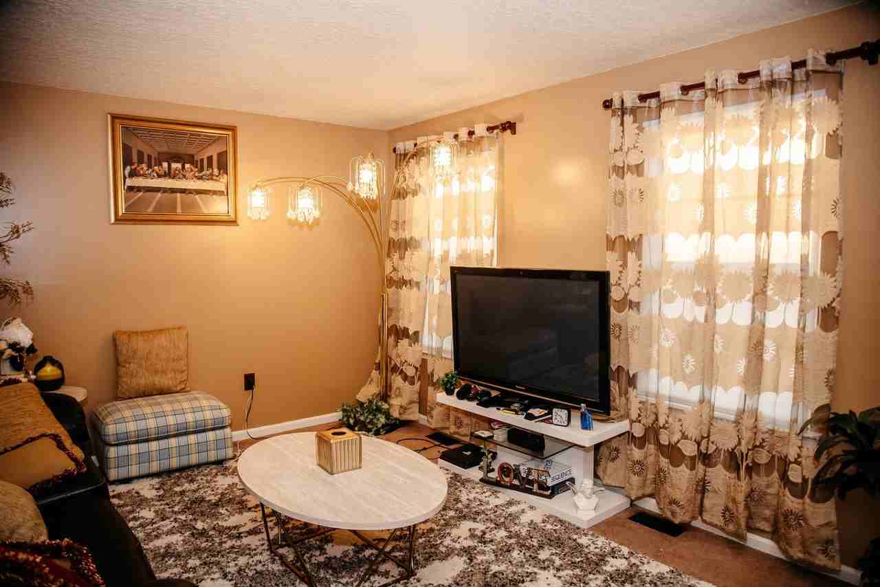 30 Charles Cir - Photo 2 of 20