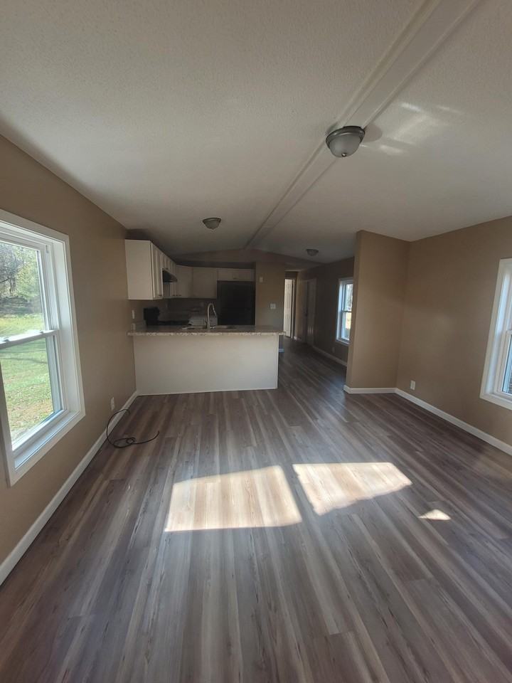 1666 Weaver Branch Rd #NA - Photo 5 of 11