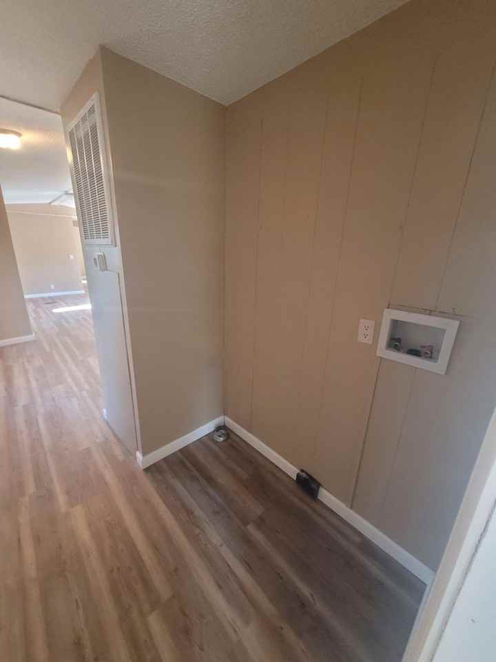 1666 Weaver Branch Rd #NA - Photo 7 of 11