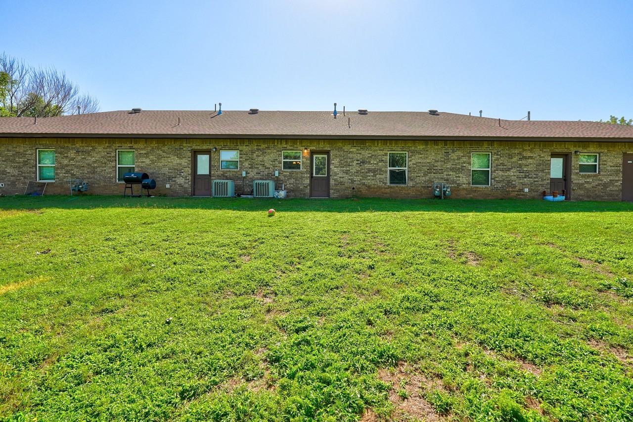 2220 W Utah Ave #2220 - Photo 3 of 40