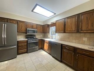 409 Ne Duncan Rd #NA - Photo 2 of 8