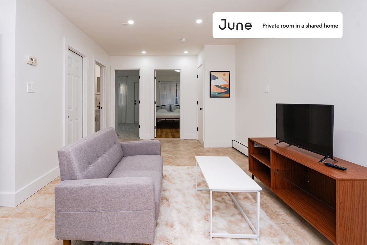 329 Pulaski St #A - Photo 5 of 12